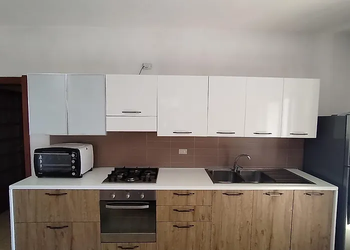 Casa Delle Ginestre 2 דירה *